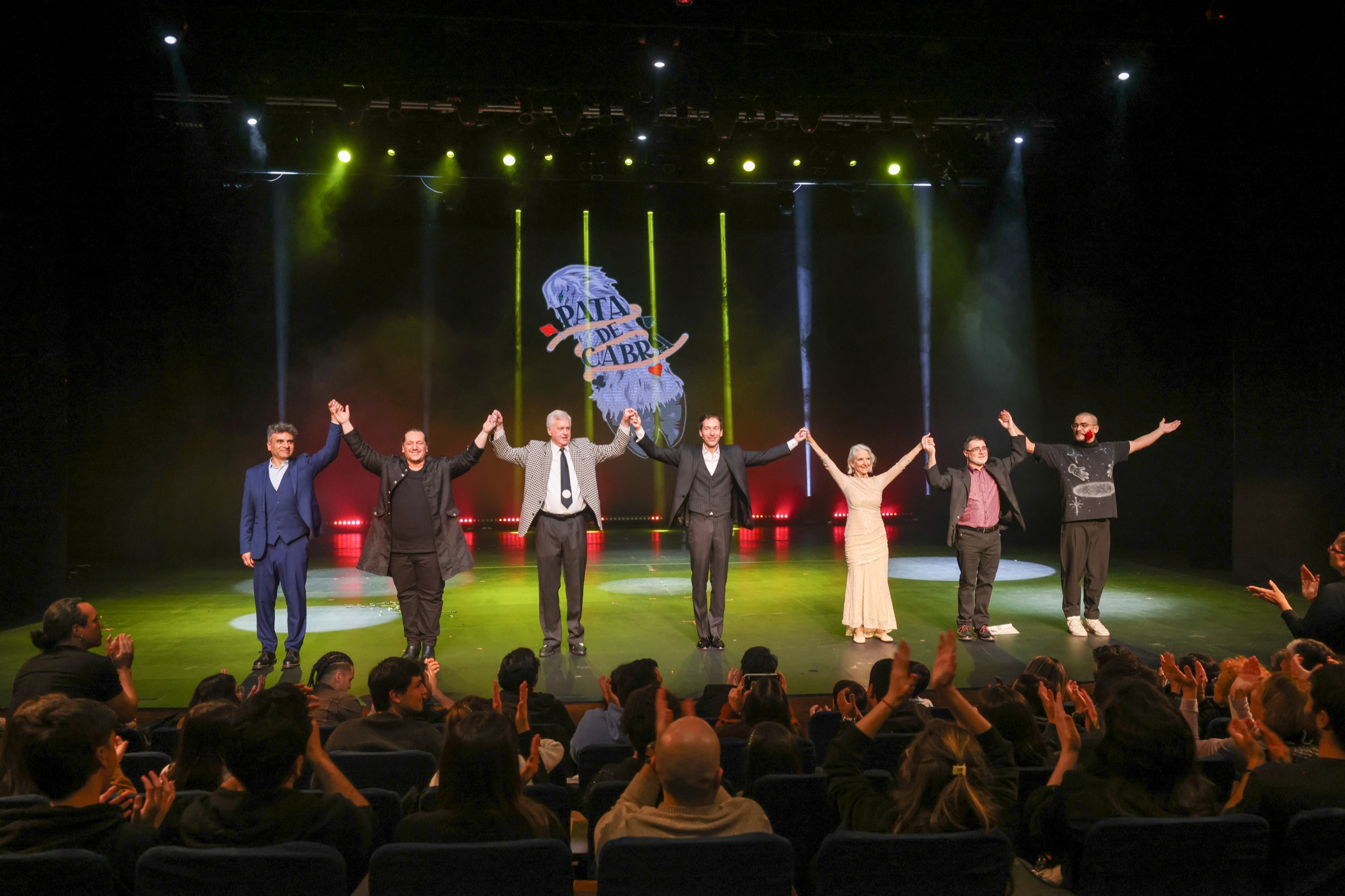 Artists taking their final bow at the Pata de Cabra Festival