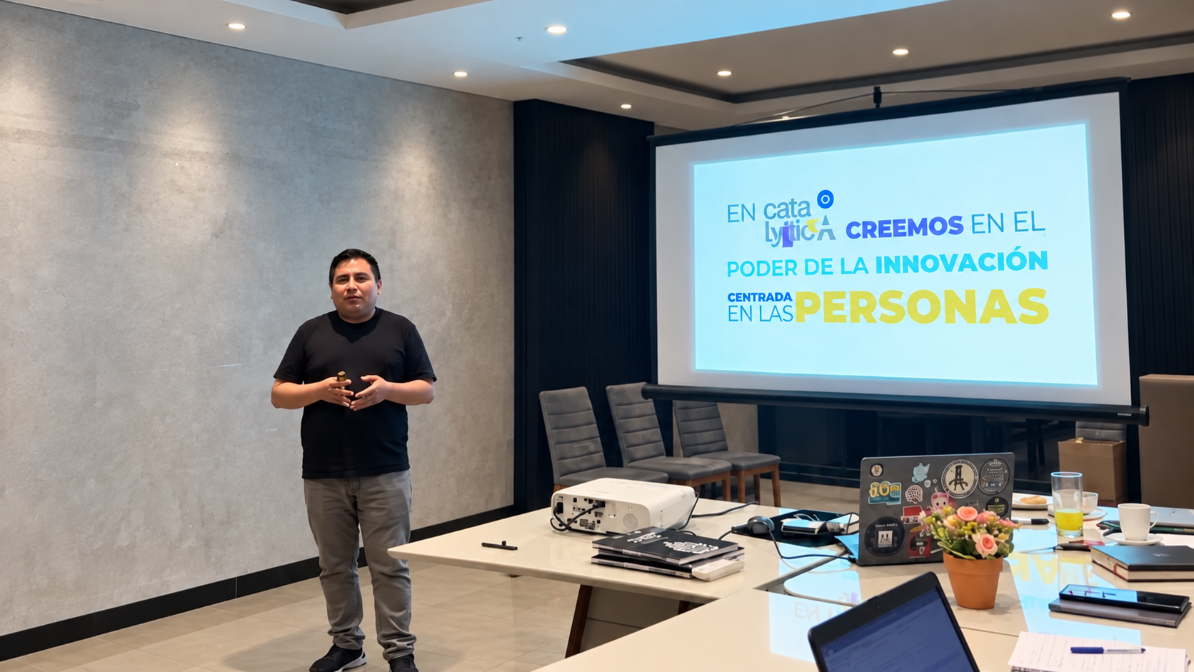 Presentation during a day of Alrededor del fuego