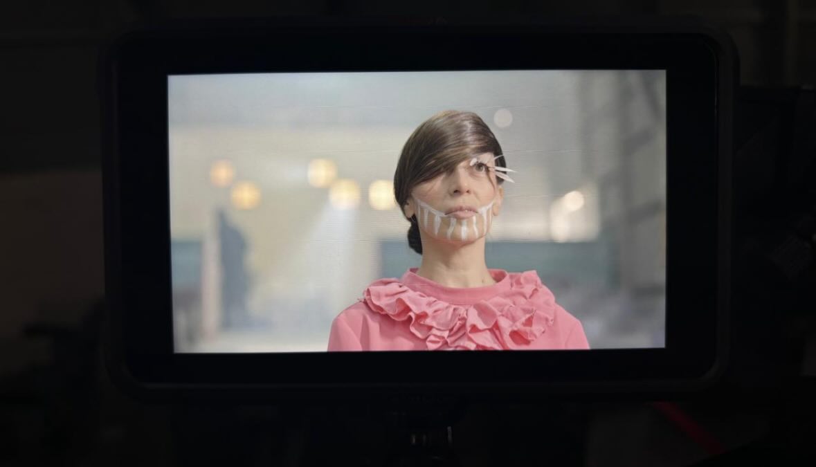 Portrait on a shooting screen